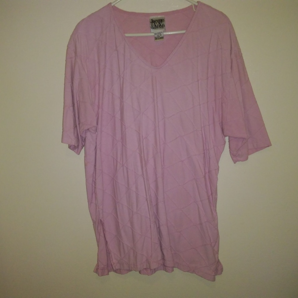Pink tunic in women